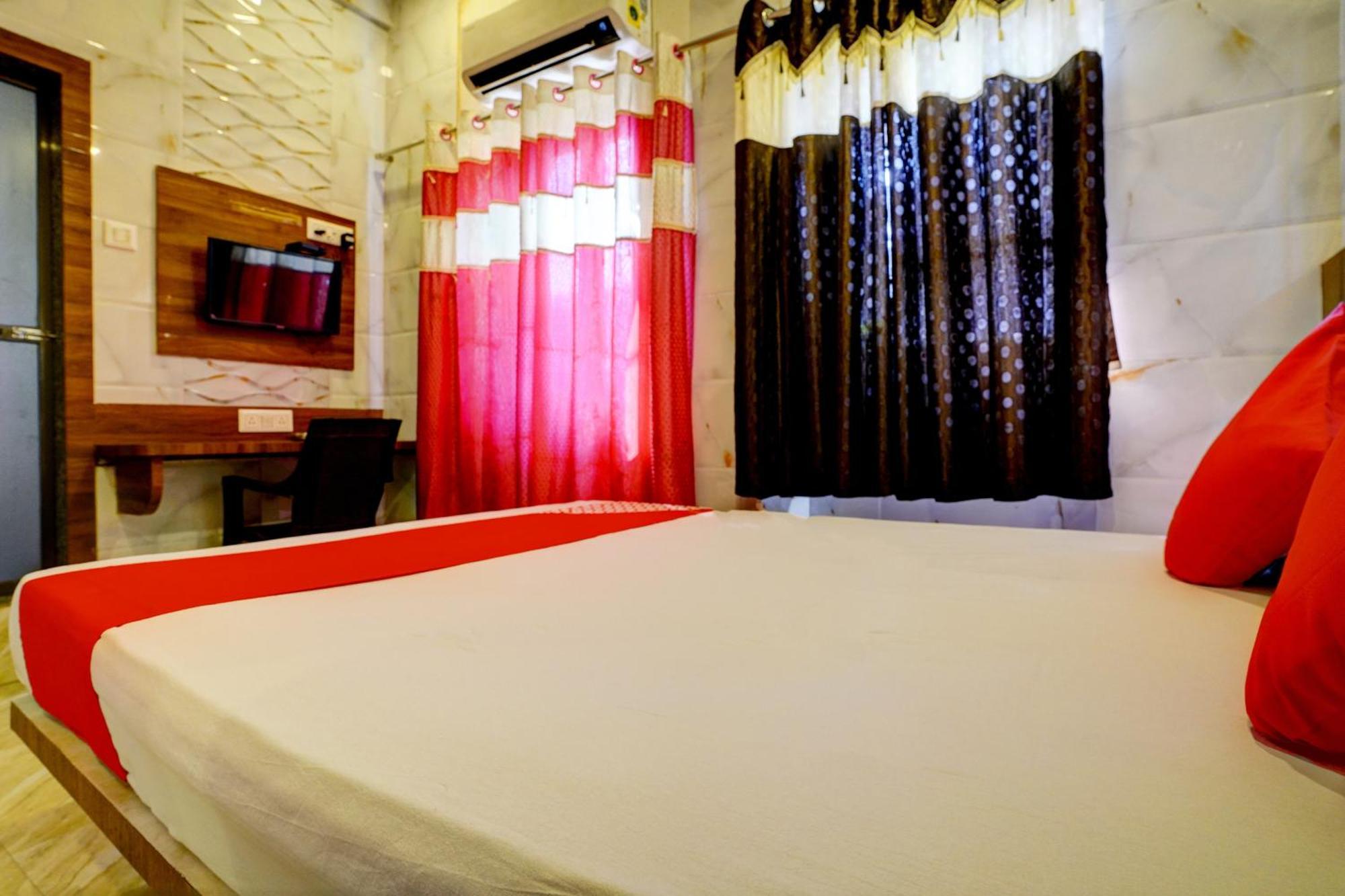 Hotel Aga Begs Мумбаи Экстерьер фото