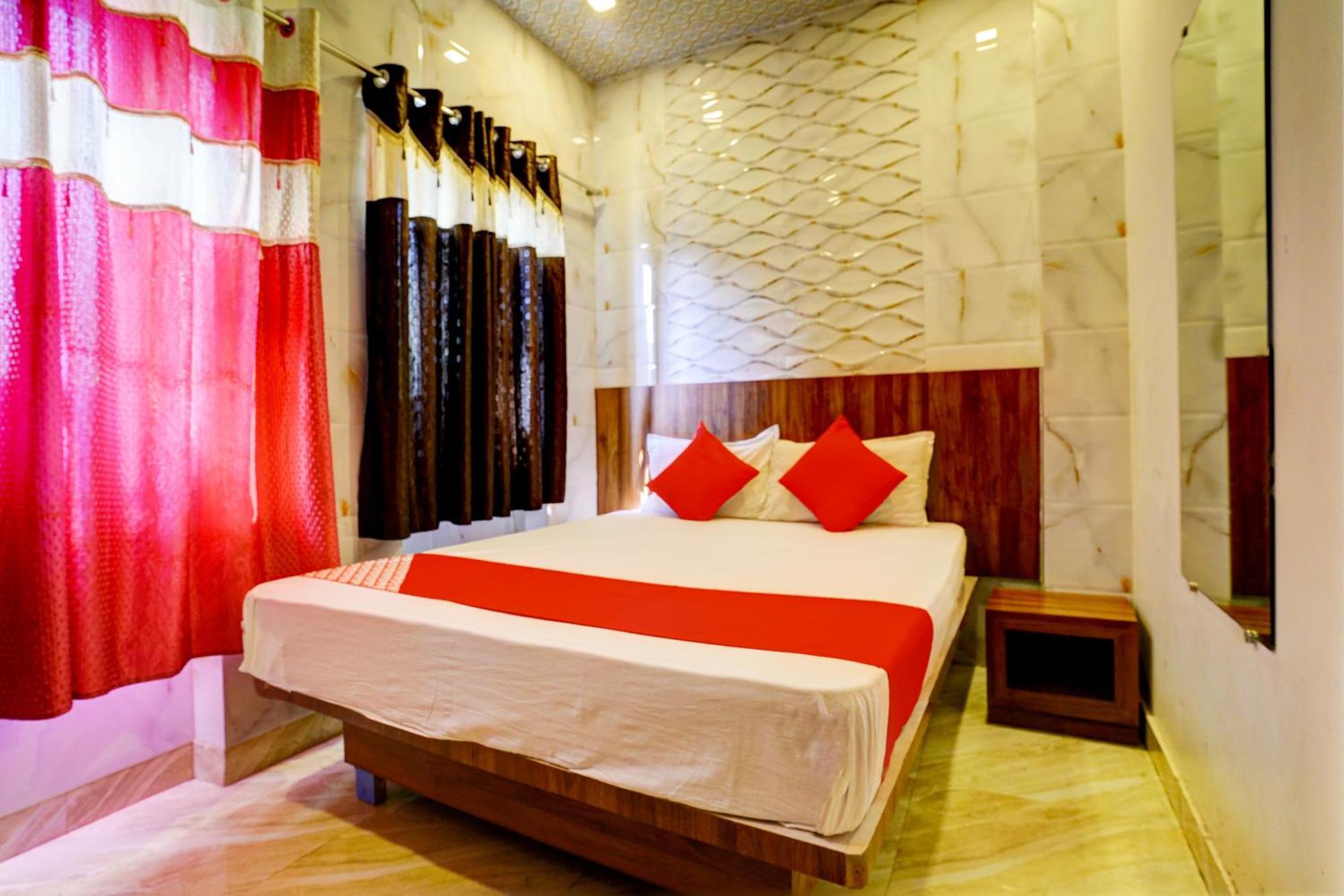 Hotel Aga Begs Мумбаи Экстерьер фото